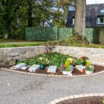 Professionelle Grabpflege – ganzjährige Betreuung von Grabstätten